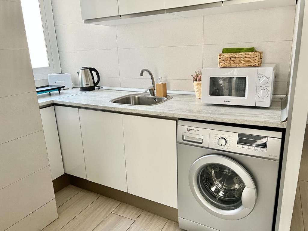 Acogedor Apartamento Cerca De La Playa Valência Exterior foto